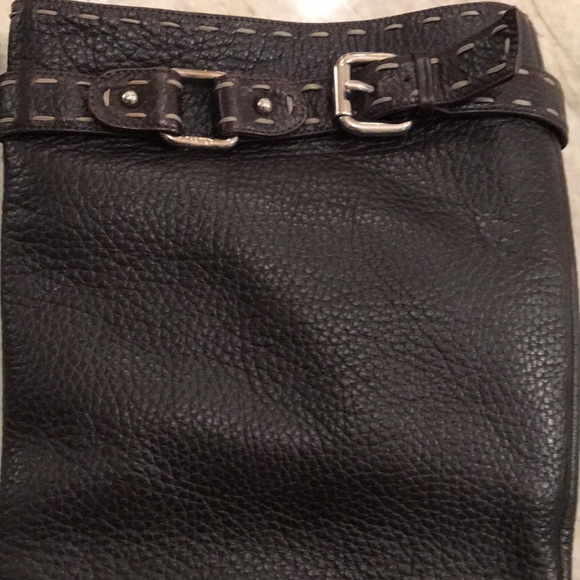 Host Pick! 🥳🤩🥳 💯 authentic Fendi heeled boots buckles pullon 39 - Picture 2 of 11